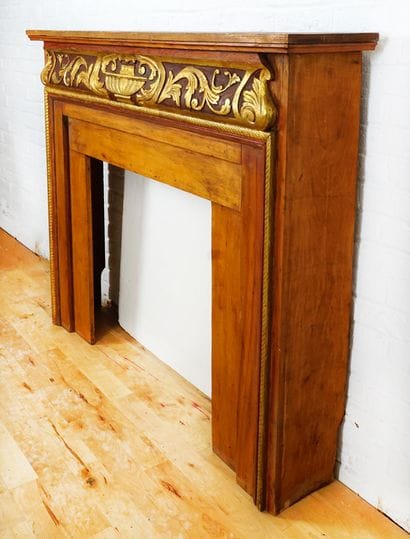 Manteau de cheminée ''Federal'' en bois décoré...