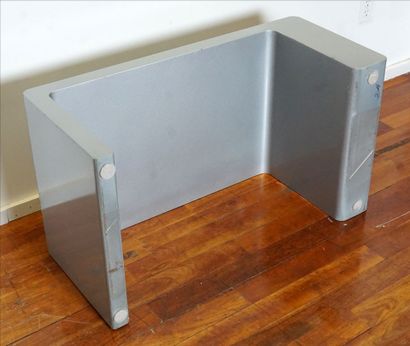 BESNER, Jean-Jacques (1919-1993) Table de...