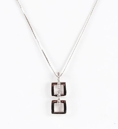 OR 18K DIAMANTS / 18K DIAMONDS

Chaîne venitienne...
