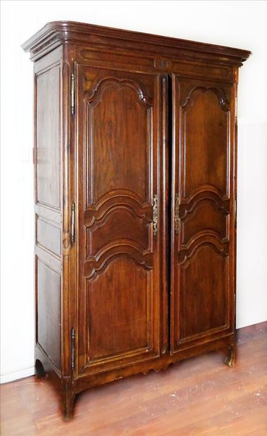 Armoire d’époque Louis XV en bois naturel,...