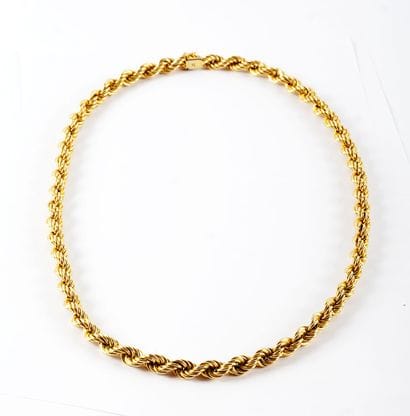 10K GOLD

10K yellow gold chain with large...