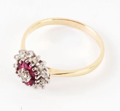 18K GOLD DIAMONDS RUBIES

18K yellow gold...