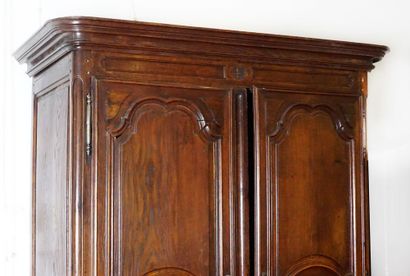 Armoire d’époque Louis XV en bois naturel,...