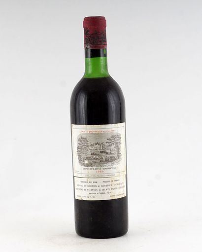 Château Lafite Rothschild 1966 - 1 boute...