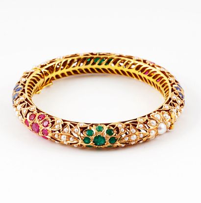 14K GOLD, RUBIES, EMERALDS SAPPHIRES

Openwork...
