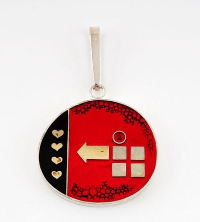 SCHLUEP, WALTER (1931-2016)

Oval pendant...