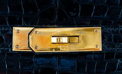 HERMES - KELLY CROCODILE

Hermès bag - Kelly...