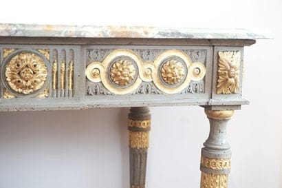 Console from the LOUIS XVI period in gray...