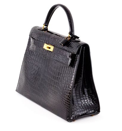 HERMES - KELLY CROCODILE

Hermès bag - Kelly...