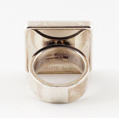 SCHLUEP, WALTER (1931-2016)

Silver ring,...