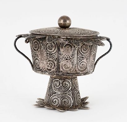 Decorative Turkish coffee service in silver...