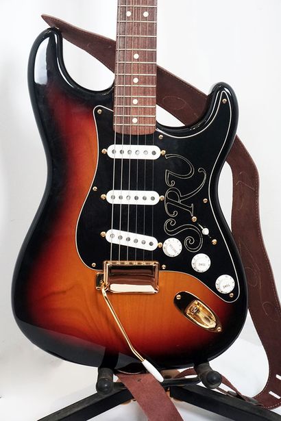 FENDER electric guitar model stratocaster...