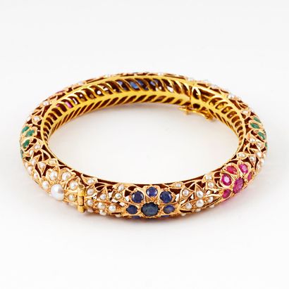 14K GOLD, RUBIES, EMERALDS SAPPHIRES

Openwork...