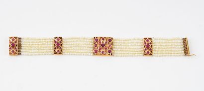 14K GOLD, RUBIES PEARLS

Bracelet with 7...