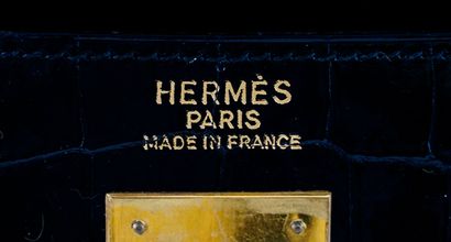 HERMES - KELLY CROCODILE

Hermès bag - Kelly...