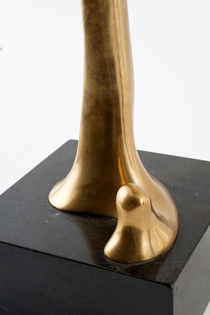 KIEFF, Antonio Grediaga (1936-)
Abstraction
Bronze
Signed...