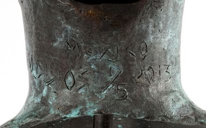 DE DIOS, Juan (active 21st c.)
Hand mask
Bronze...