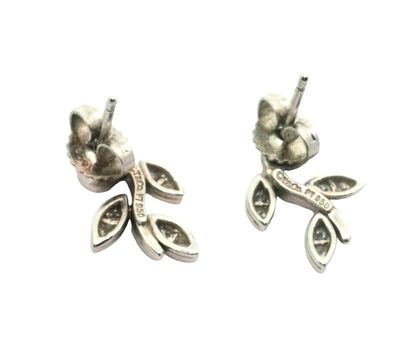 TIFFANY Co GARLAND
Boucles d'oreilles Tiffany...