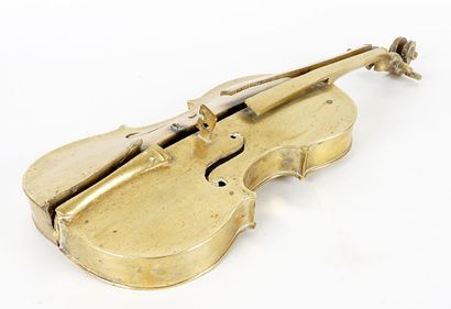 ARMAN, Fernandez (1928-2005)
Split violins...