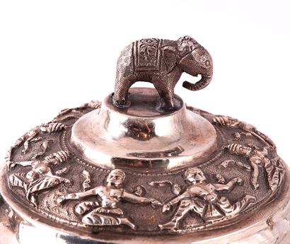 SILVER
Silver tea service with oriental motif...
