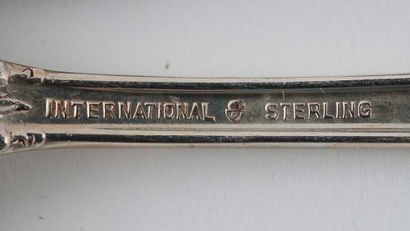 STERLING SILVER

Sterling silver flatware...