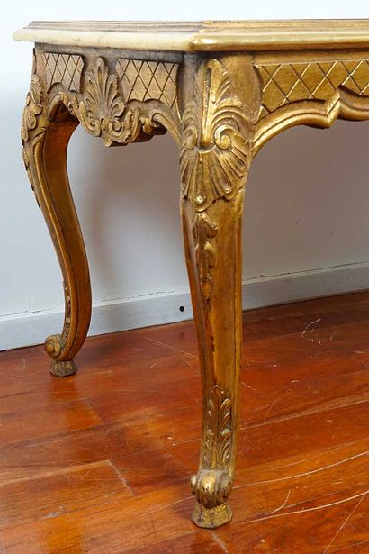 50s/60s

Coffee table from the 50s and 60s....