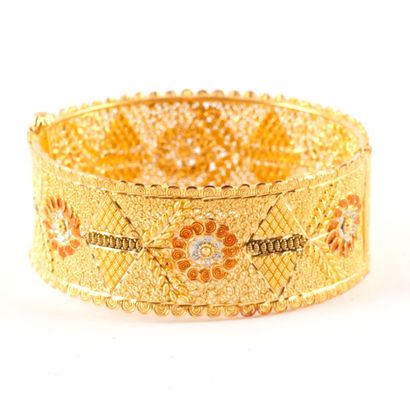 BRACELET OR 22K
Bracelet ajouré en or 22K...
