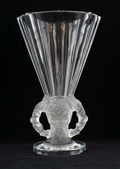 LALIQUE France

Coupe Lalique France en cristal,...