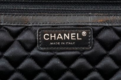 CHANEL
Sac à main modèle grand shopping en...