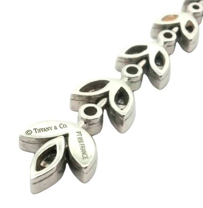 TIFFANY Co
Collier Tiffany Co composé d'une...