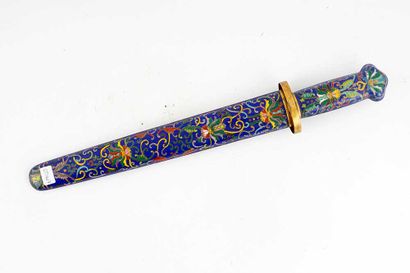 DAGGER

Old dagger, handle and case in polychrome...