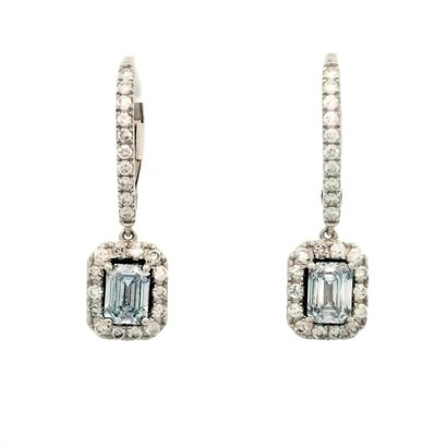 OR 14K / 14K GOLD
Boucles d'oreilles en or...