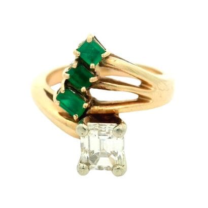 OR 14K, ÉMERAUDE, DIAMANTS / 14K GOLD, EMERALD
Bague...