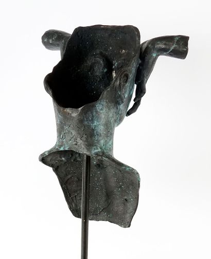 DE DIOS, Juan (active 21st c.)
Hand mask
Bronze...