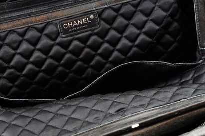 CHANEL
Sac à main modèle grand shopping en...