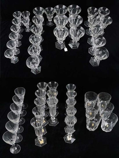 VAL ST LAMBERT

Important crystal set from...