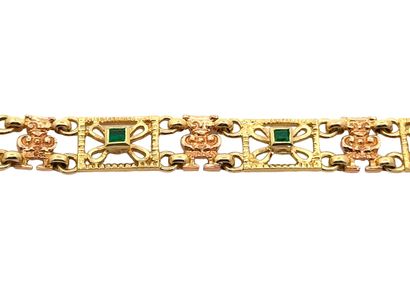 OR 18K / 18K GOLD
Bracelet ajouré en or jaune...