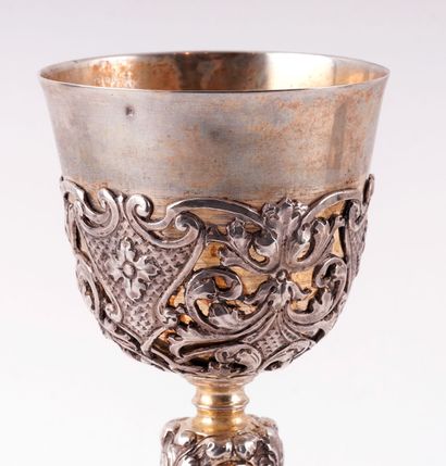 CHALICE
Set of two (2) silver vermeil chalices:
-...