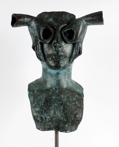 DE DIOS, Juan (active 21st c.)
Hand mask
Bronze...