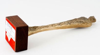 KIEFF, Antonio Grediaga (1936-)
Sombra (1980)
Bronze
Signed...