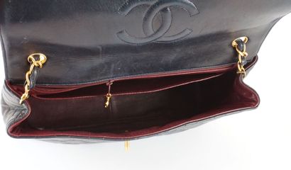CHANEL
Chanel Jumbo shoulder bag in dark...