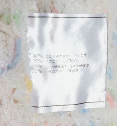 CHANEL
Veste tricot Chanel de couleur blanche.
Taille:...