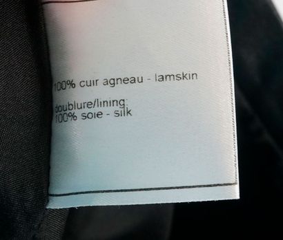 CHANEL
Jupe Chanel en cuir noir d'agneau,...