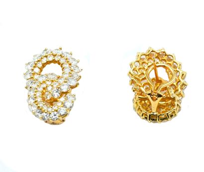 OR 18K, DIAMANTS / 18K GOLD, DIAMONDS
Boucles...