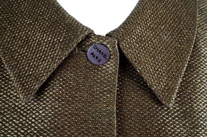 CHANEL
Veste Chanel, se ferme à un bouton,...