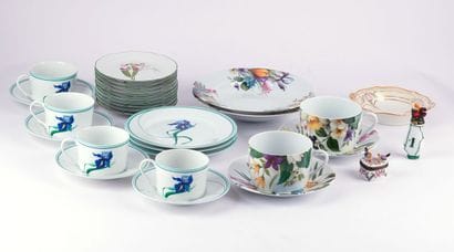 LIMOGES
Lot de porcelaine Limoges comprenant:
-...
