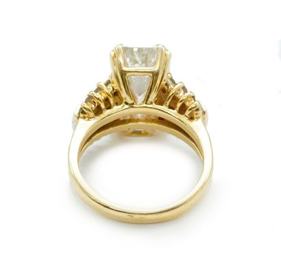 DIAMANT 6.26CT, OR 18K / 6.26CT DIAMOND,...