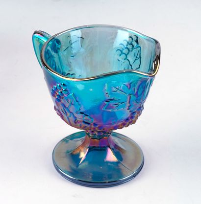 VERRE CARNIVAL
Vases, bols et une coupe en...