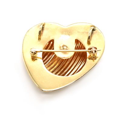 OR 14K / 14K GOLD
Pendentif en forme de coeur...