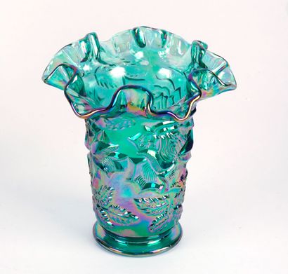 VERRE CARNIVAL
Vases, bols et une coupe en...